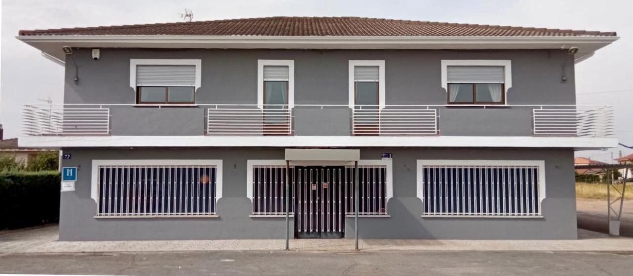 La Villa Hostal Calvarrasa de Abajo Dış mekan fotoğraf
